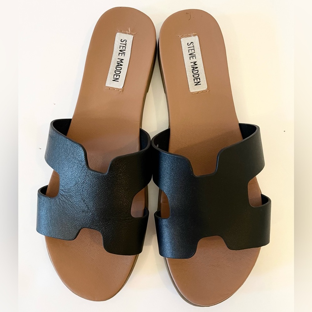 Steve Madden Black Leather Sandal